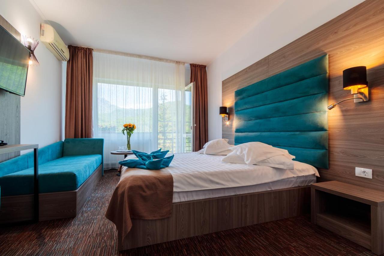 Hotel Orizont Călimăneşti Екстериор снимка