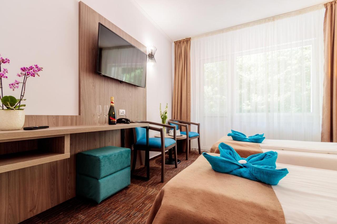 Hotel Orizont Călimăneşti Екстериор снимка