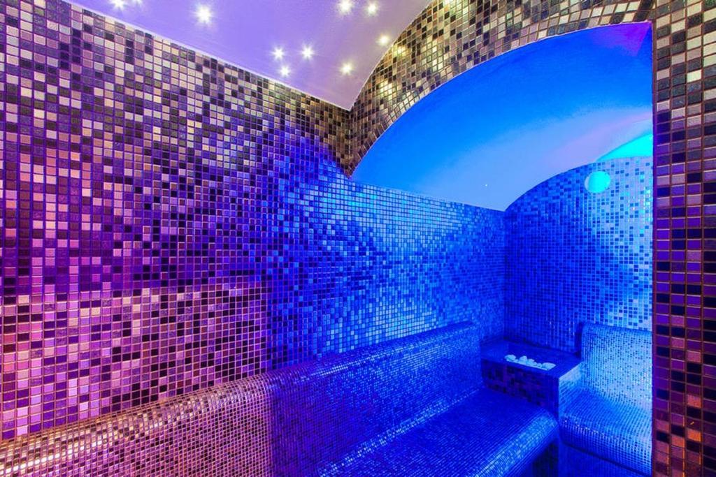 Hotel Orizont Călimăneşti Екстериор снимка