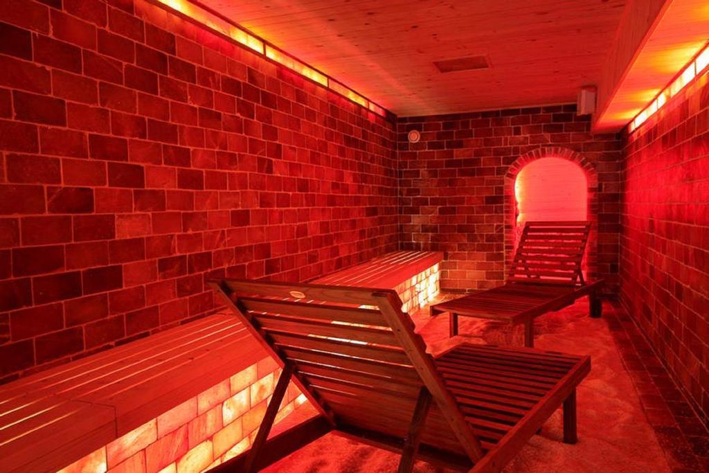 Hotel Orizont Călimăneşti Екстериор снимка